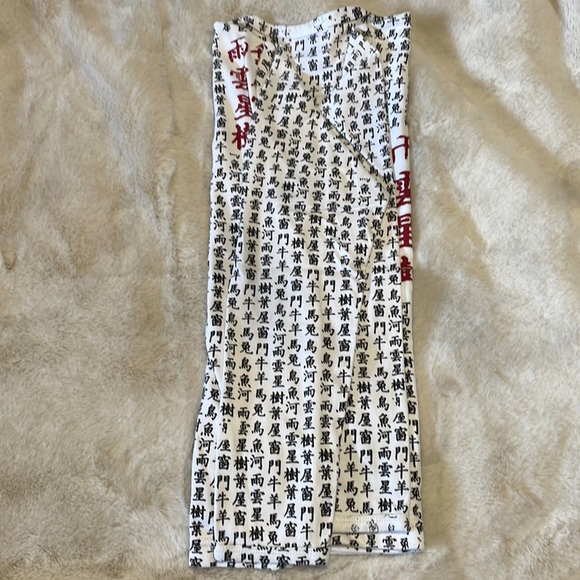 Chinese character long-sleeve - Picture 2 of 2